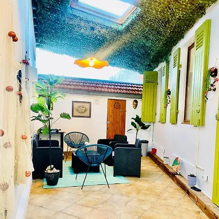 Σπίτι διακοπών Maison Proche Et Centre Ville, Climatisee Avec Menage, Draps Et Serviettes Inclus Αρασόν