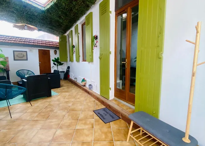 بيت للعطل Maison Proche Plage Et Centre Ville, Climatisee Avec Menage, Draps Et Serviettes Inclus